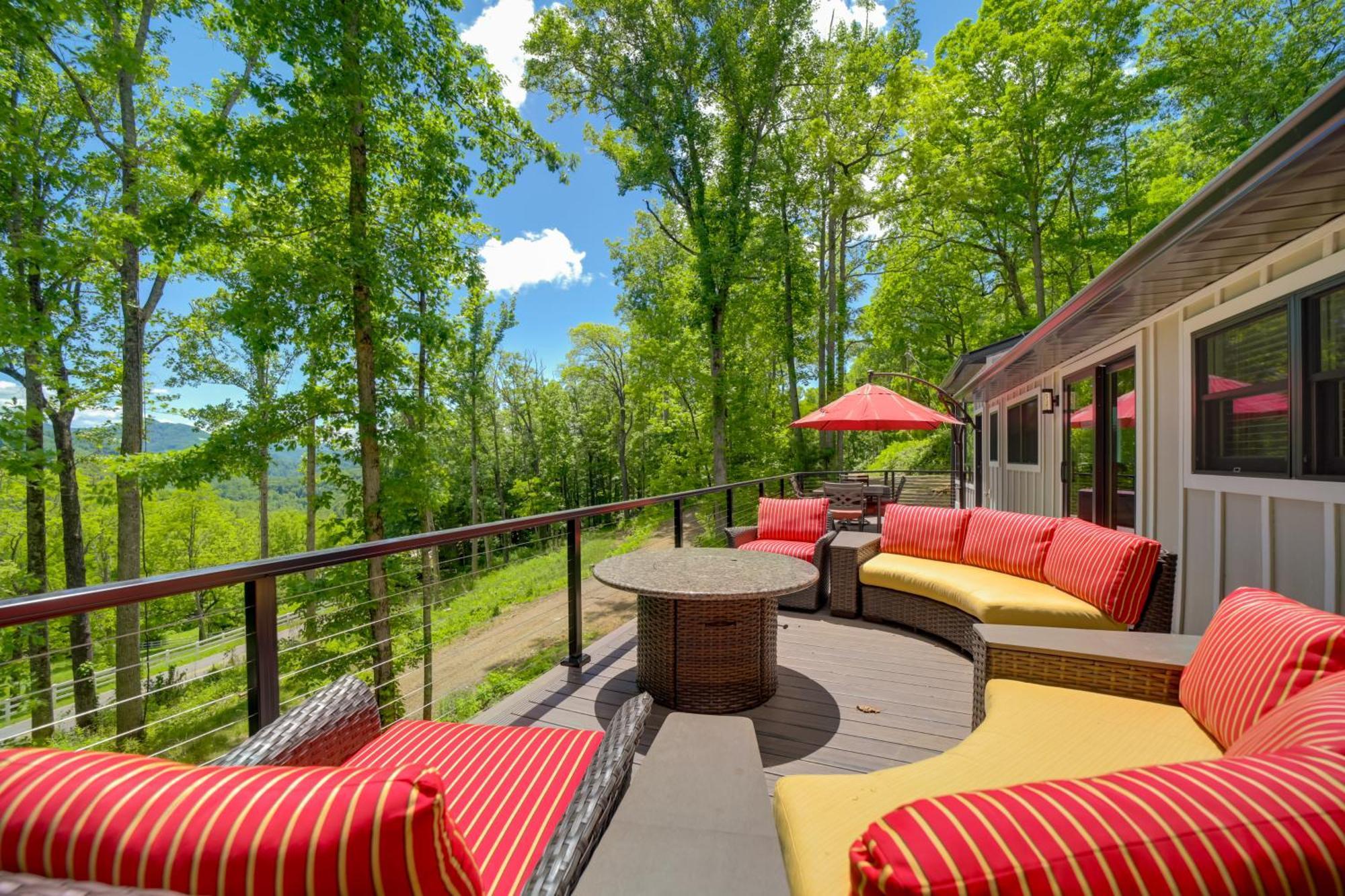Remote Smoky Mtn Escape With Views And Trail Access! Villa Cullowhee Exterior photo